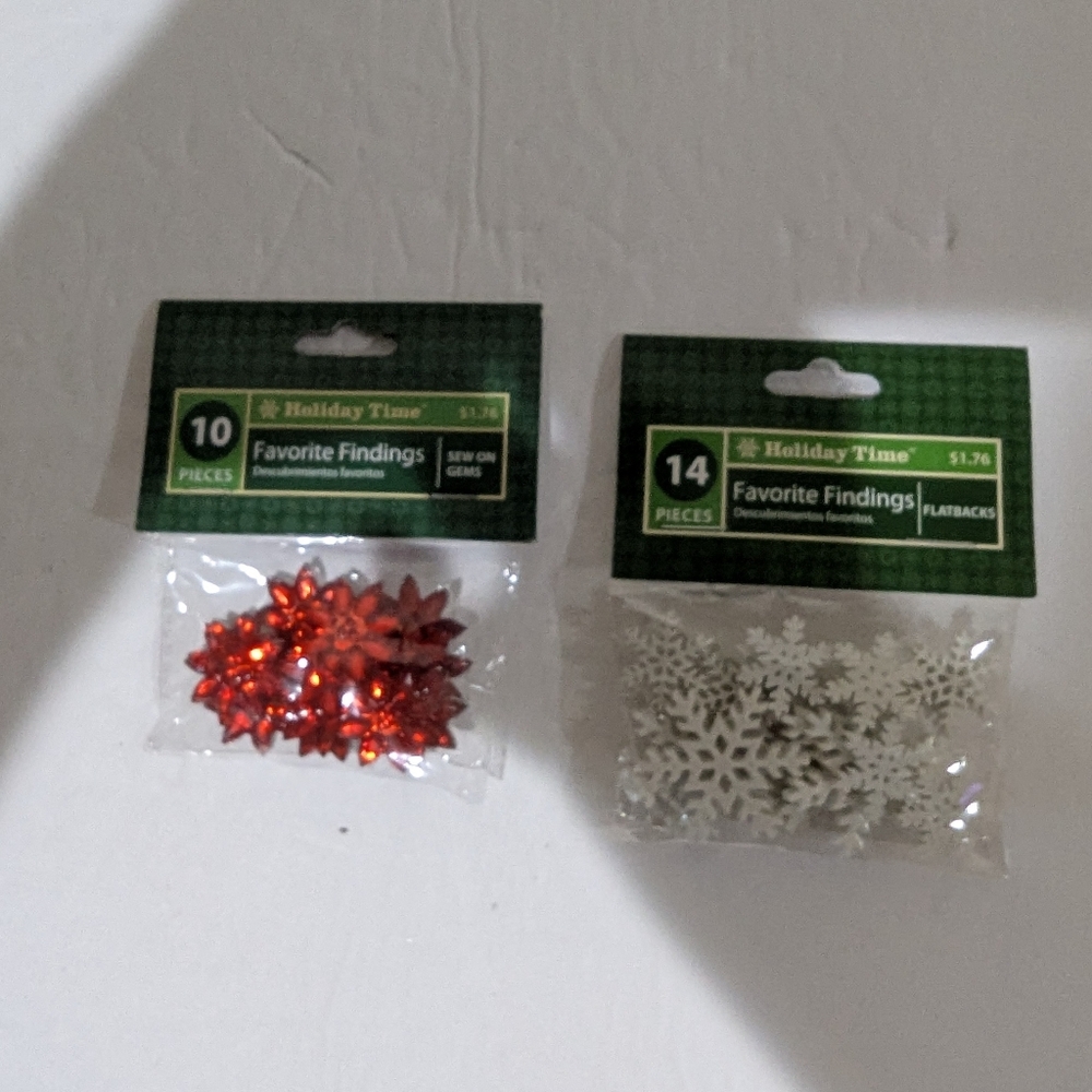 Lot Of 2 Holiday Time Red And White Findings, Flatbacks Set. To